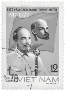 Sello de Ho Chi Minh con Lenin que celebra al 60 aniversario de la Revolución de Octubre (1977).