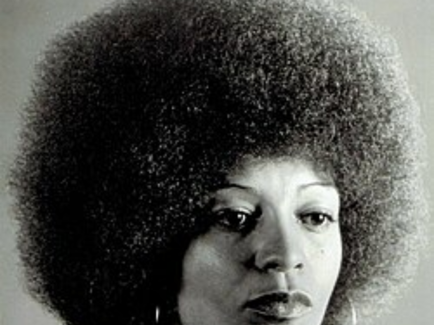ANGELA DAVIS